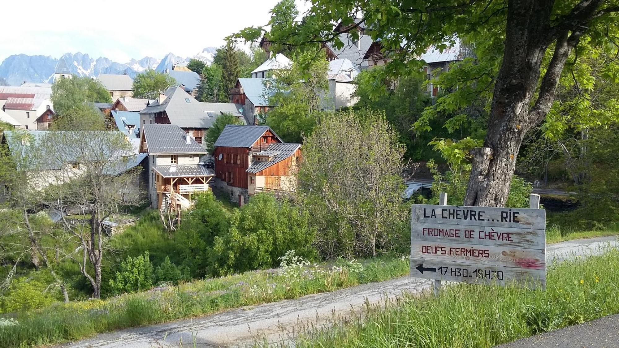 Chalet La Cachette Cyclists & Skiers Le Bourg-dʼOisans Dış mekan fotoğraf