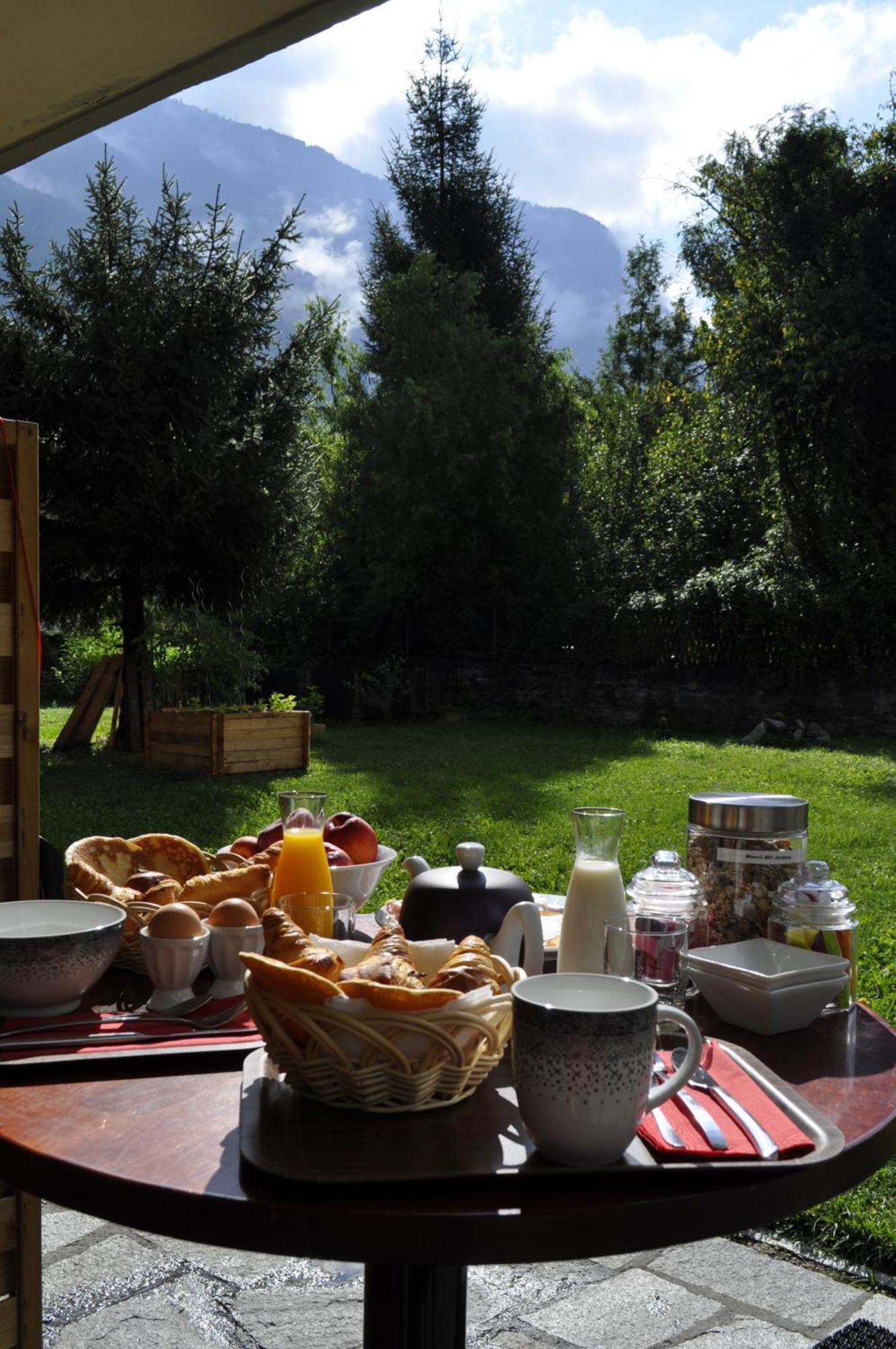 Chalet La Cachette Cyclists & Skiers Le Bourg-dʼOisans Dış mekan fotoğraf